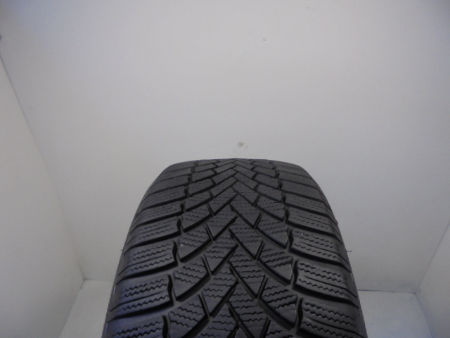 Bridgestone LM005 tyre