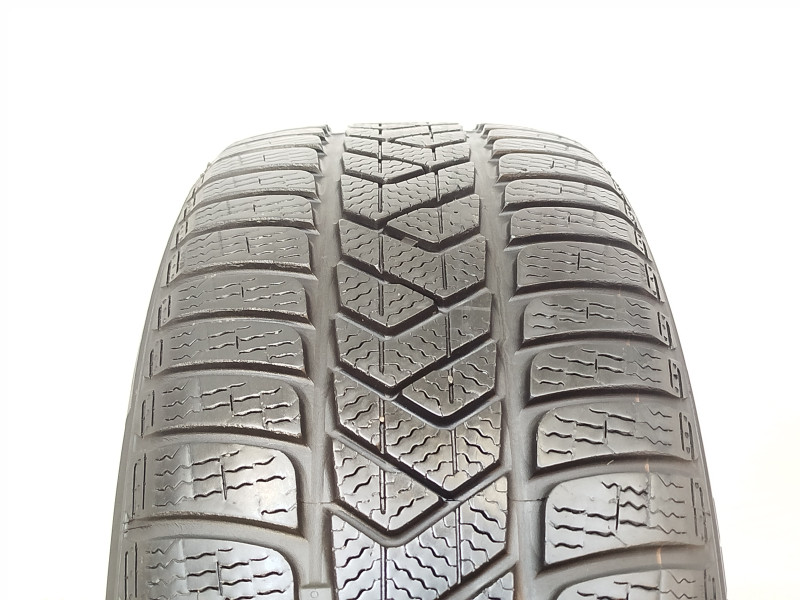 Pirelli Sottozero 3 tyre
