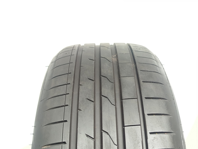 Hankook K127 Ventus S1 Evo 3 tyre