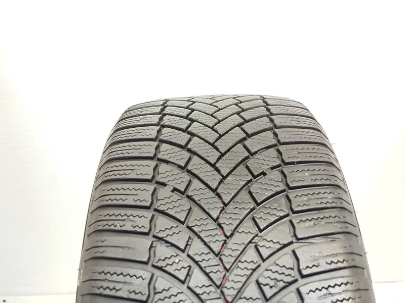Bridgestone LM005 tyre