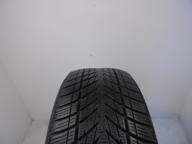 Goodyear Ultragrip Performance 3 tyre
