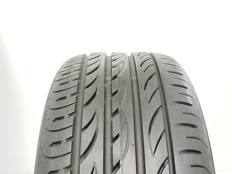 Pirelli Pzero Nero GT tyre