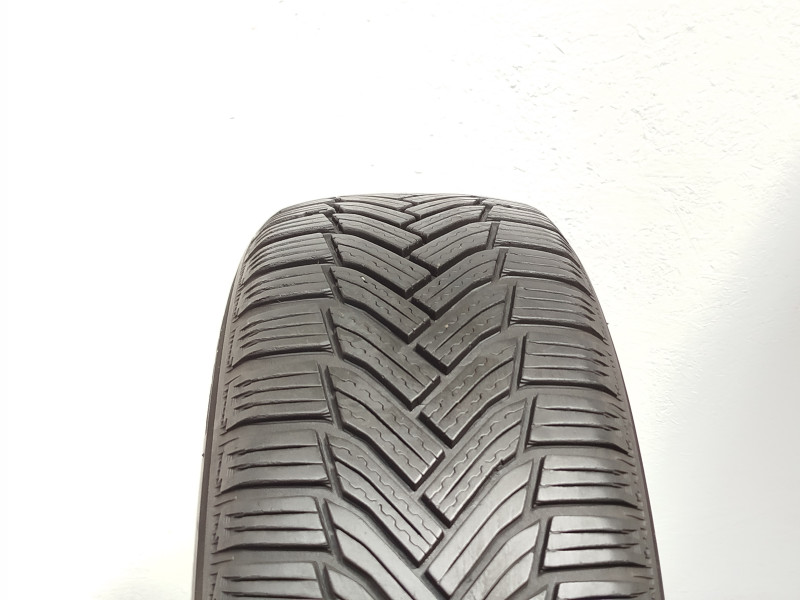 Michelin Alpin 6 tyre