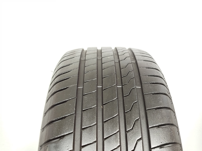 Firestone Roadhawk tyre
