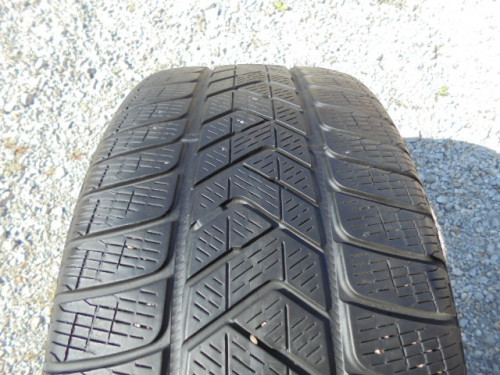 Pirelli Scorpion Winter tyre